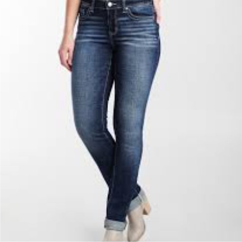 BKE Women's Dark Blue Alec Straight Leg Jeans. Size 28